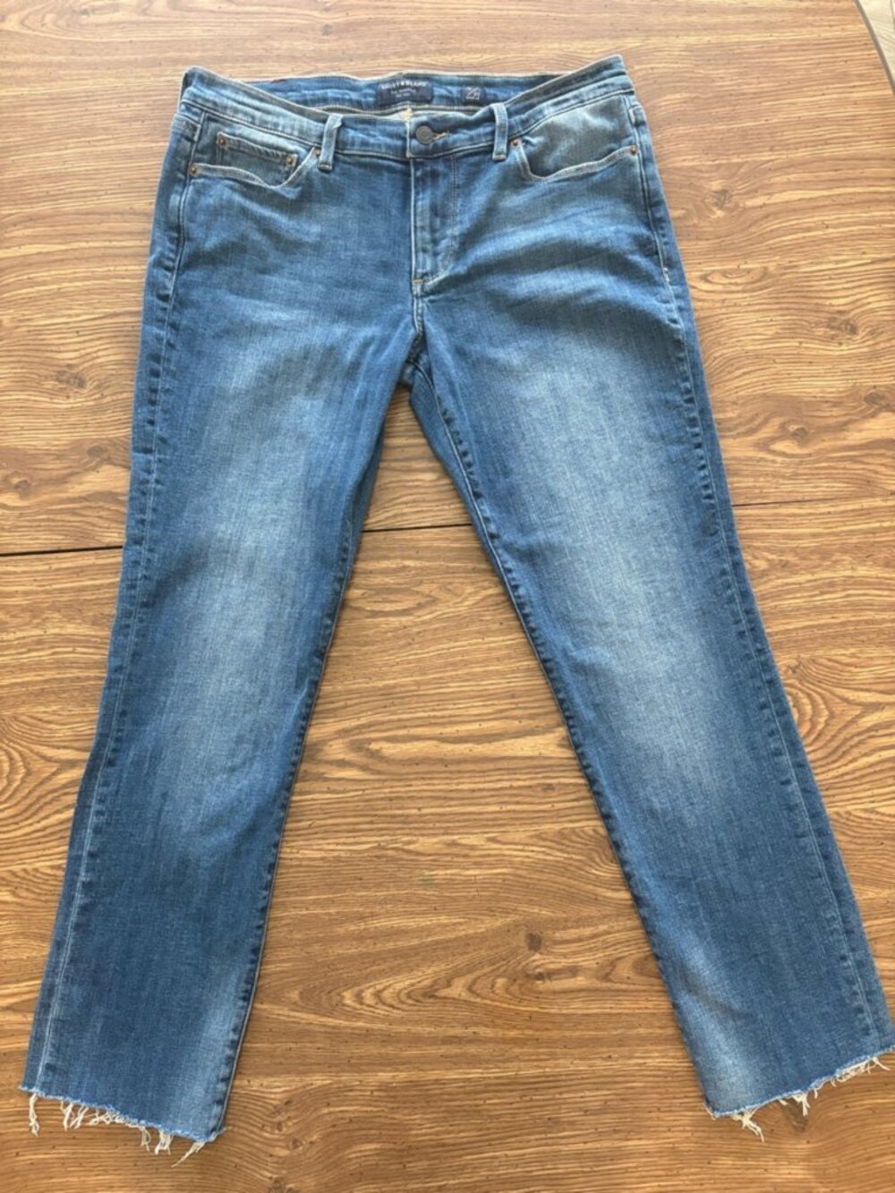 Lucky Brand Mid Rise Straight Sweet Jeans